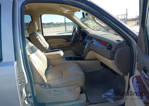 2009 GMC Yukon Slt1 z USA, uszkodzony, nr VIN 1GKEC33389R246926